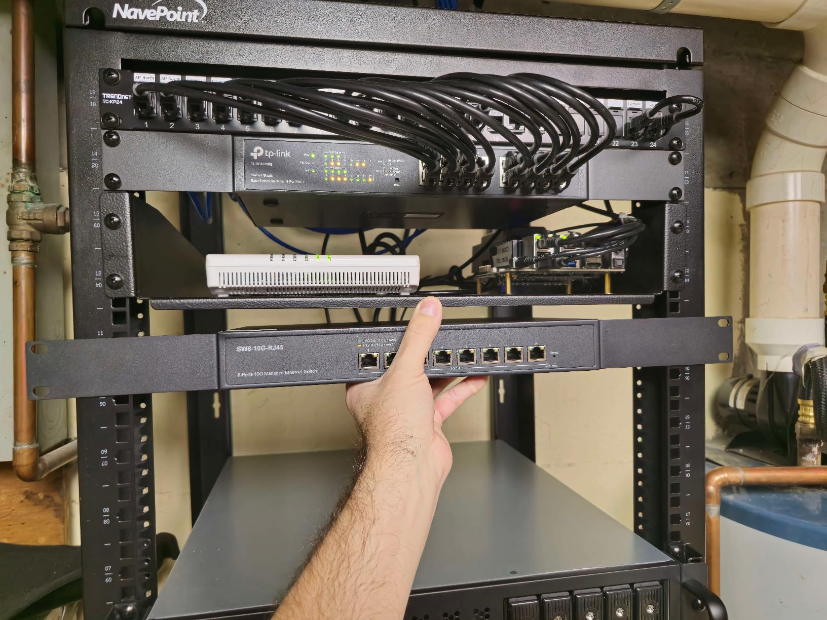 8 Port 10Gb RJ45 Web Managed Network Ethernet Switch 8 x 10G Base-T Port | Multi-Gig 10G-5G-2.5G-1G | 19 Inch Rack Mount | Built-in Fan | 160G Bandwidth | 10Gbps for 10G NAS, PC, WiFi7 Router customer photo 1