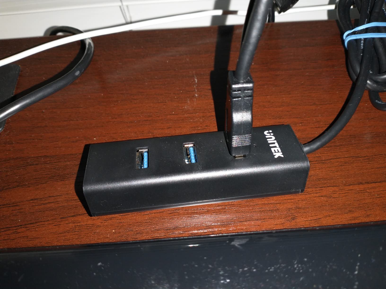Unitek KVM Switch 2 Monitors 2 Computers HDMI Displayport Dual Monitor 2 PC | 4K@60Hz KVM Switcher 3 USB Ports for Keyboard Mouse Hard Drives Mic Headphone Jack, DC 5V Power Delivery Controller, Aluminum customer photo 1