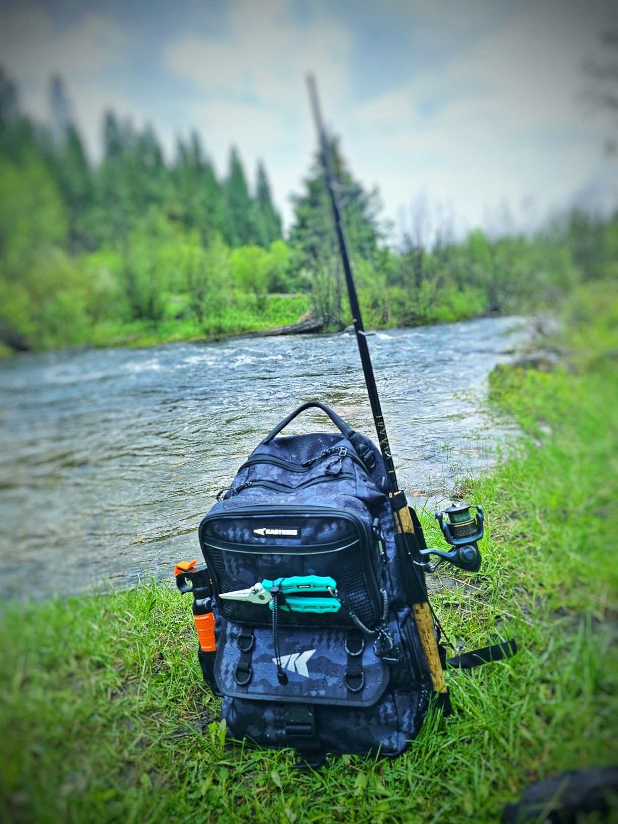 KastKing BaitSpace Fishing Tackle Backpack with Removable Bait Binder, 2 Rod Holders Storage Fishing Gear and Equipment | 50L Capacity Tackle Backpack, Water-Resistant Fishing Bag customer photo 1