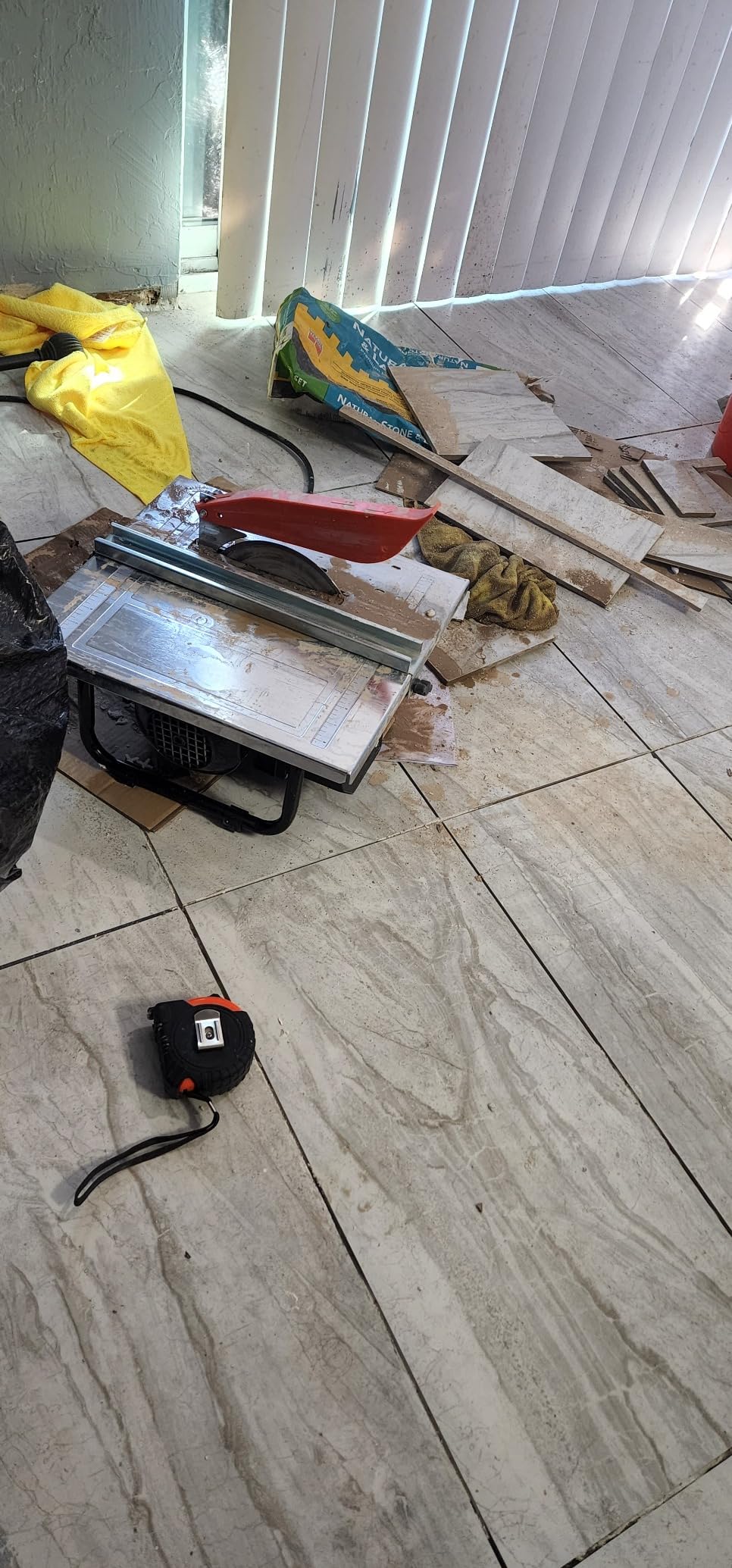 VEVOR 7-inch Wet Tile Saw, 3500 RPM Induction Motor, Tile Cutter Wet Saw with Water Reservoir, 0-45 Degrees Miter Angle customer photo 2