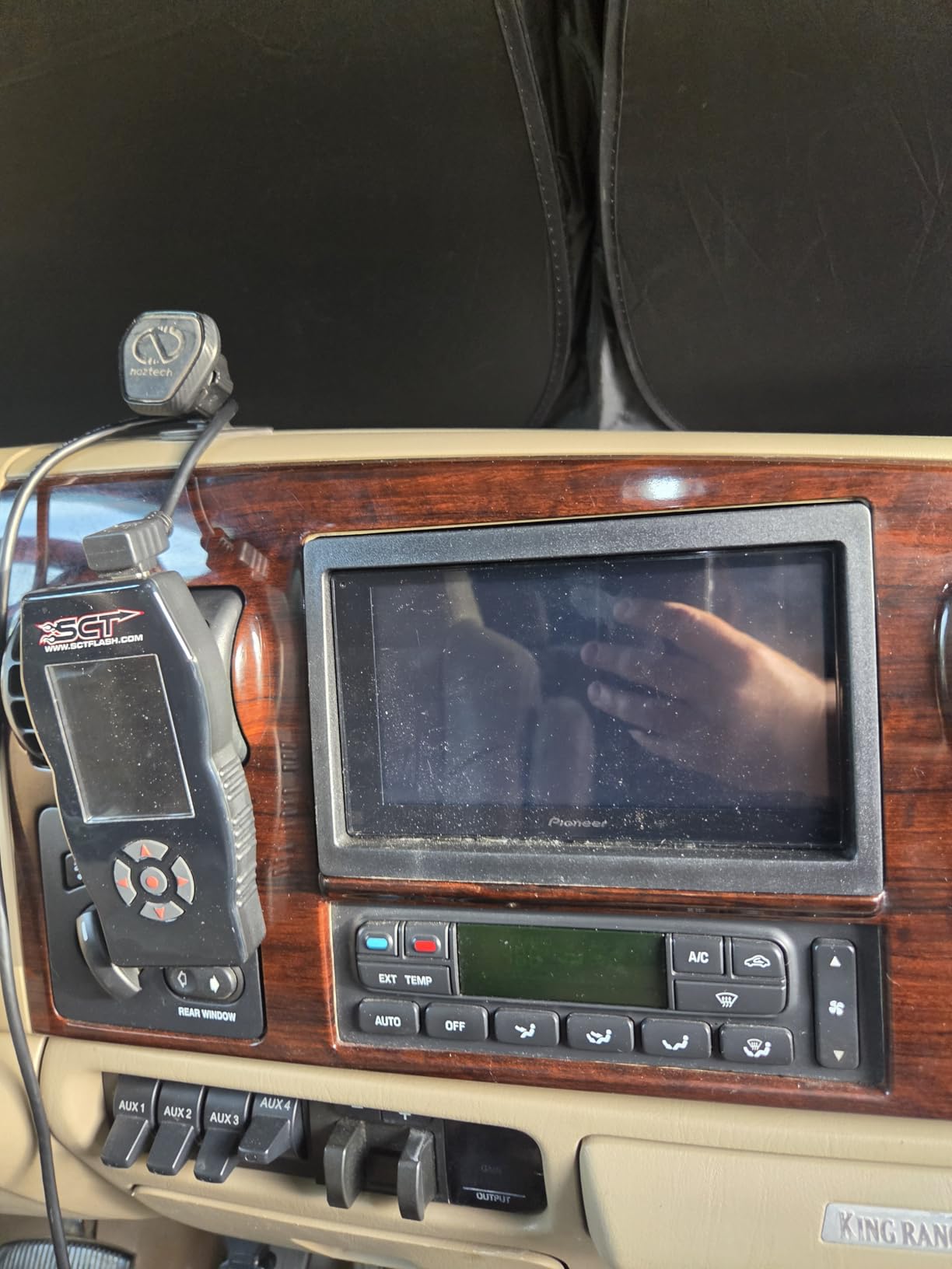 Pioneer DMH-1800NEX 6.8