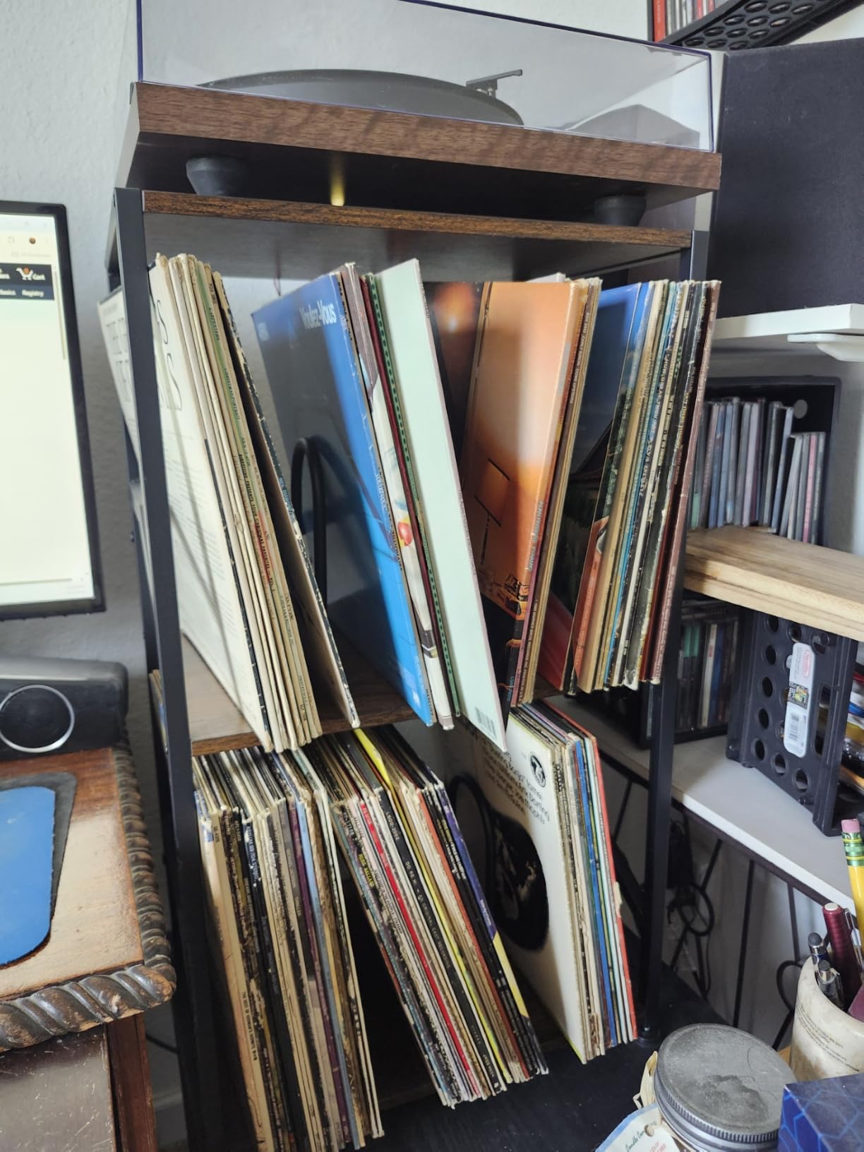 Record Player Stand, Turntable Stand with Vinyl Record Storage | Vinyl Record Player Table Holds 200 Albums, 3 Tier End Table with Removable Dividers, Living Room, Bedroom, Rustic Brown customer photo 1