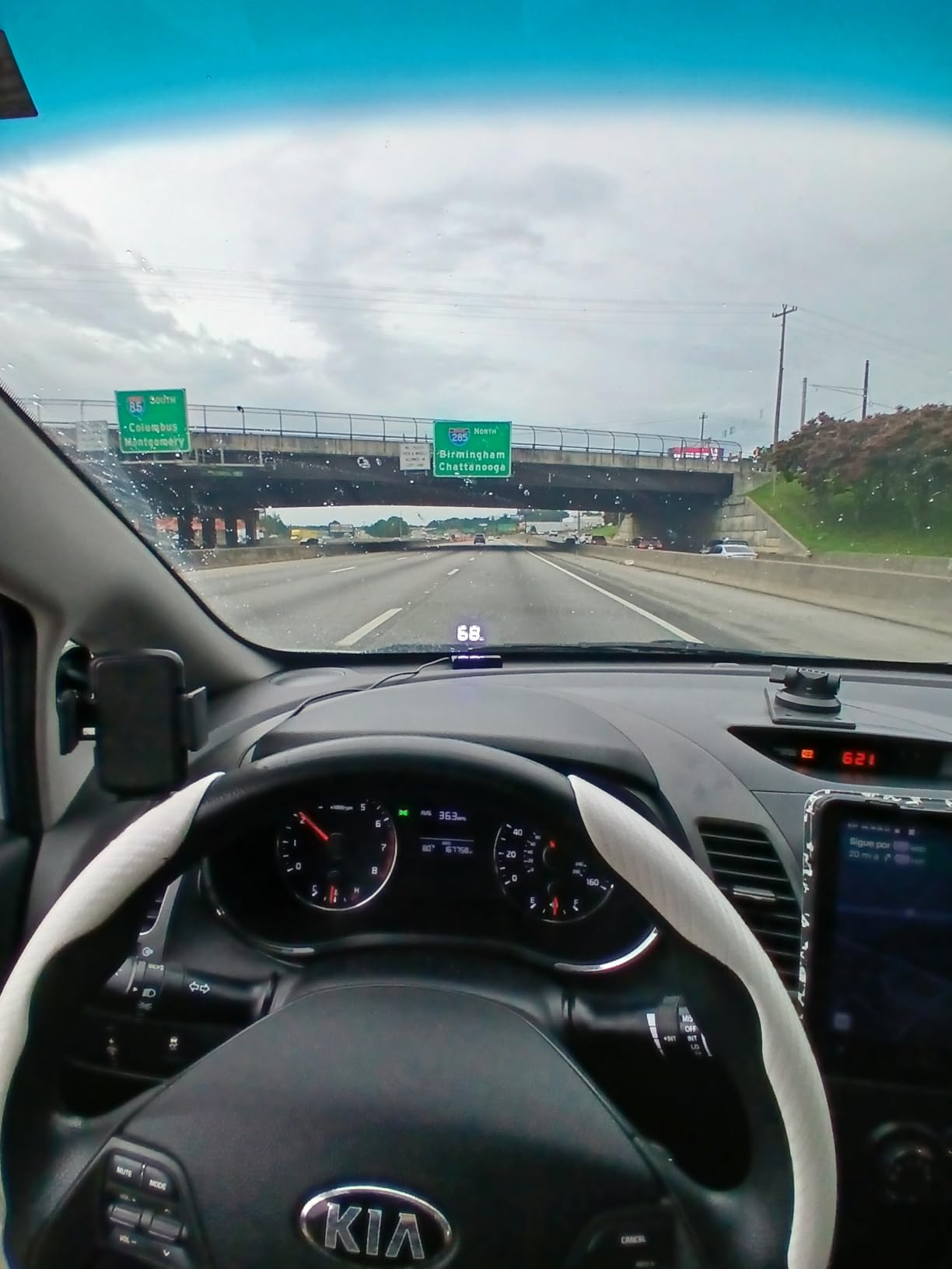 Heads up Display for Cars,Car HUD,Head up Display for Car,Digital GPS HUD Speedometer,USB Cable Plug and Play,Automatic Brightness Adjustment,Large Font Display (K1-White) customer photo 2