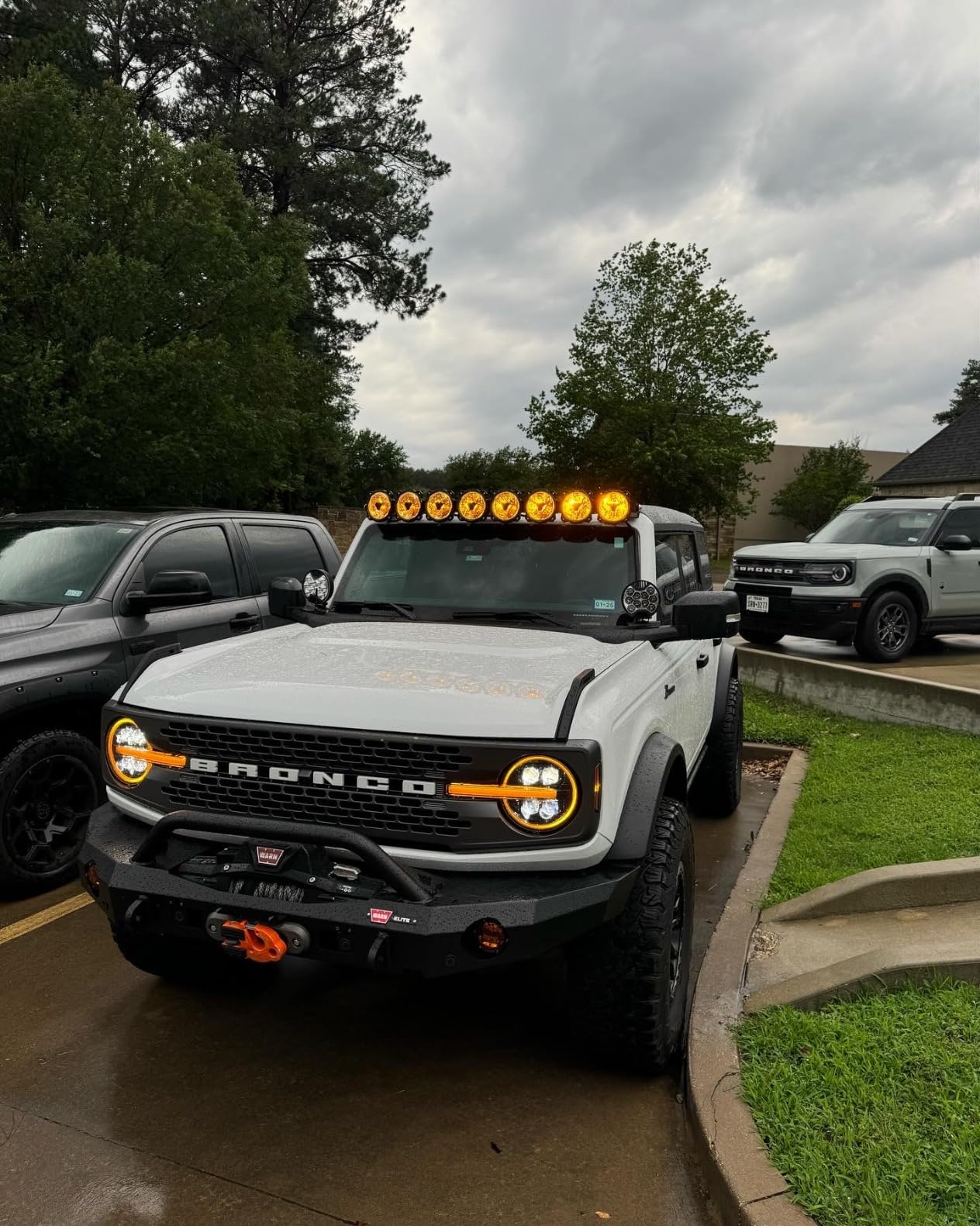Warn Zeon 12-S Platinum 12V Electrical Utility Winch with Epic Hyperlink | 80 ft of 3/8 in Spydura Synthetic Rope & 12,000 lbs Pulling Capacity, Wireless Remote and EPIC Hyperlink customer photo 1