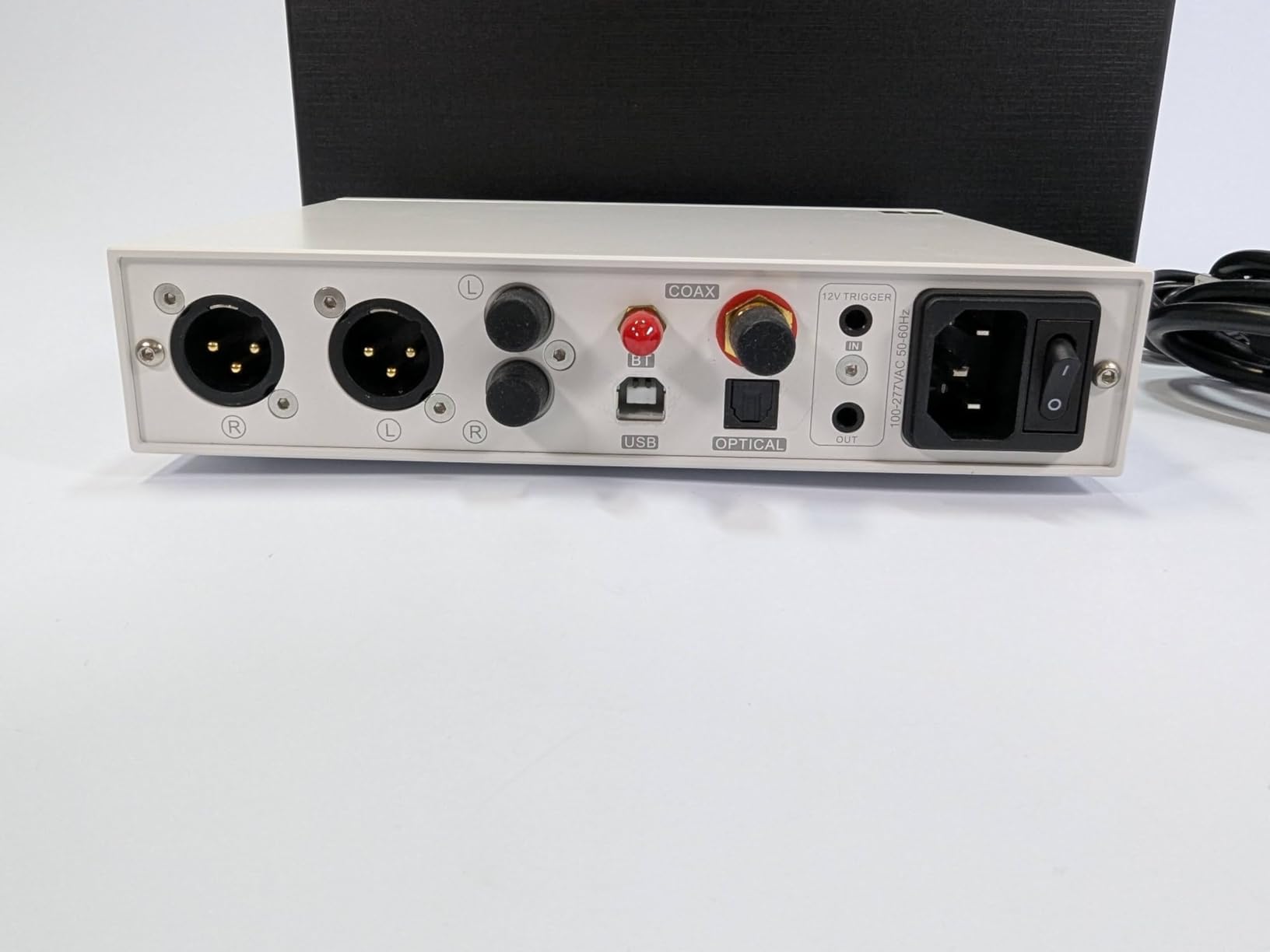 TOPPING DX5 II Hi-Res DAC & Headphone Amp Combo - Dual ES9039Q2M, X-Hybrid Amp, 10-Band PEQ, LDAC Bluetooth 5.1, 4.4mm Balanced & 6.35mm Headphone Output, Preamp Mode, 12V Trigger (Silver) customer photo 2