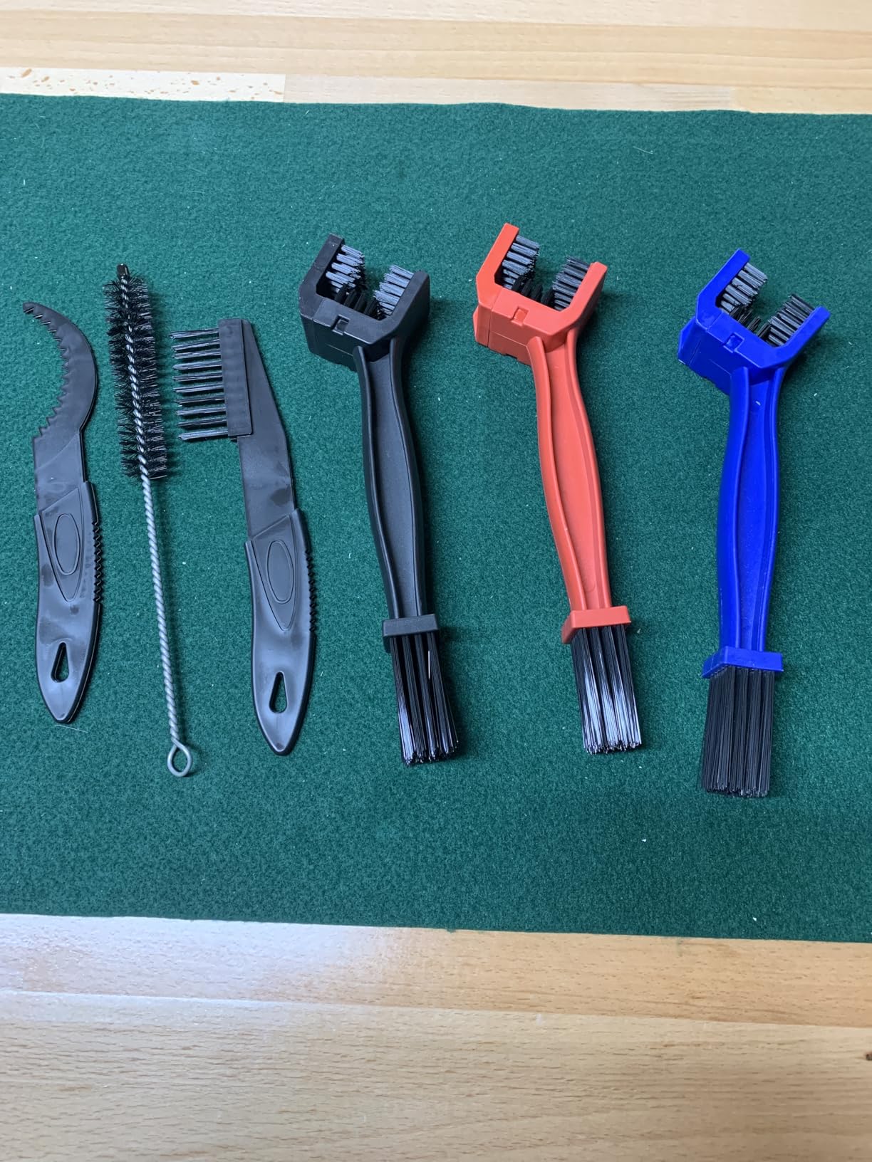 6-Piece Bike Chain Cleaner Kit with 3 Brushes & Cleaning Tools - for MTB, Motorcycle, E-Bike - Rust Removal & Maintenance customer photo 2