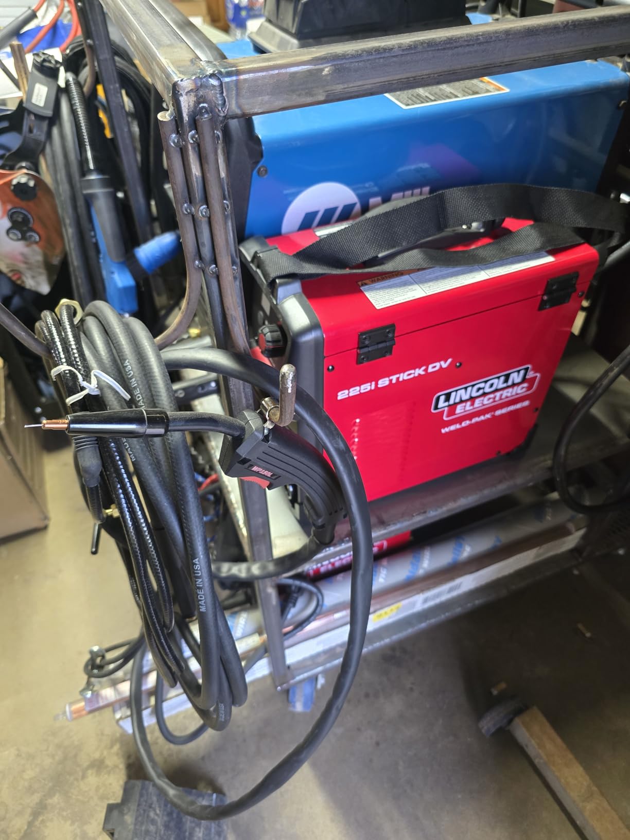 Lincoln Electric Weld-Pak 225i Stick Welder, Dual Voltage customer photo 1