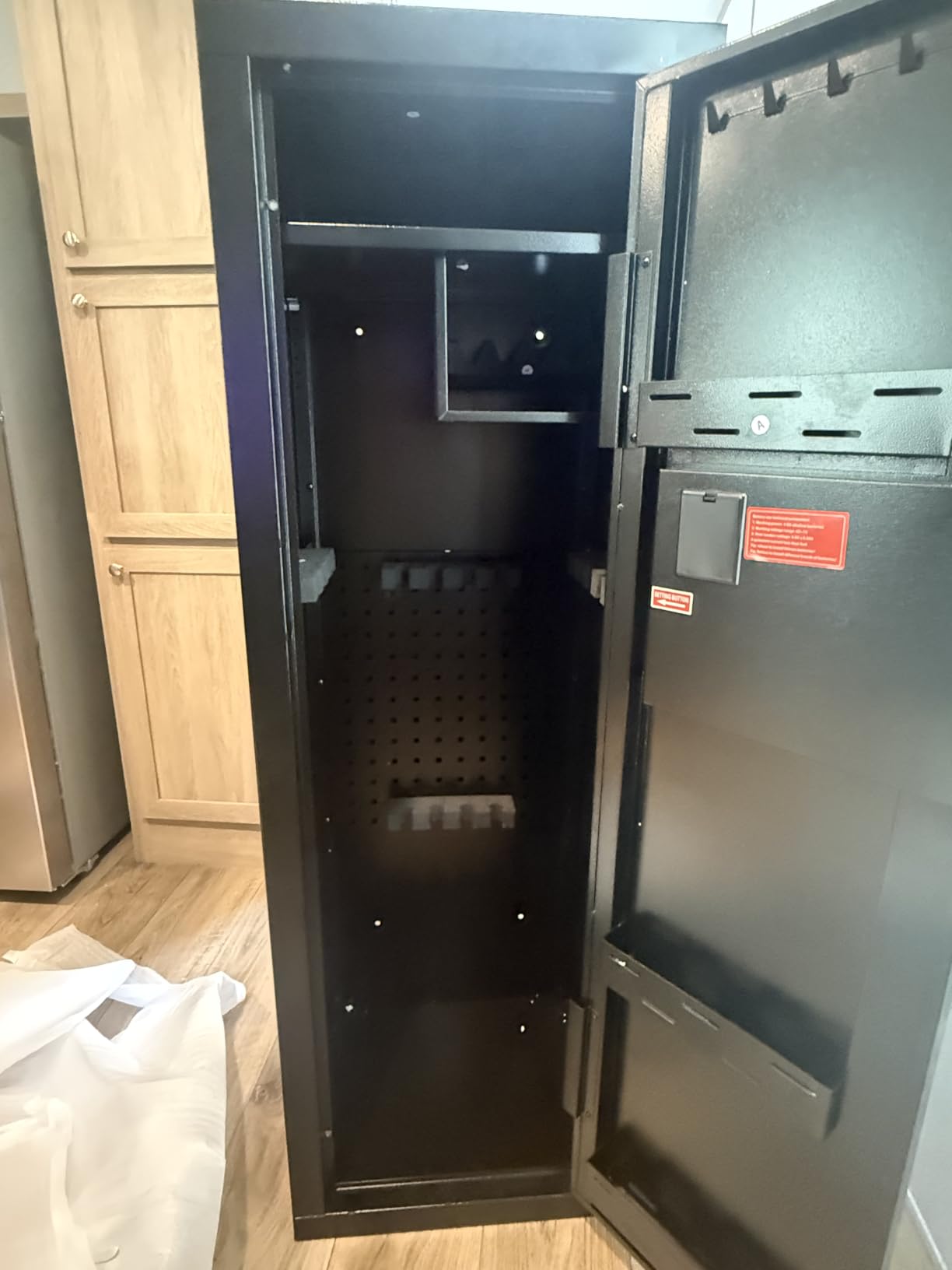 KAER Biometric Gun Safe Rifle,Gun Safes for Rifles and Pistols Holds 14-15 Firearms with Adjustable Racks & Pistol Storage,Fingerprint Keypad Lock Gun Cabinet for Home & Hunting for Enthusiasts customer photo 1