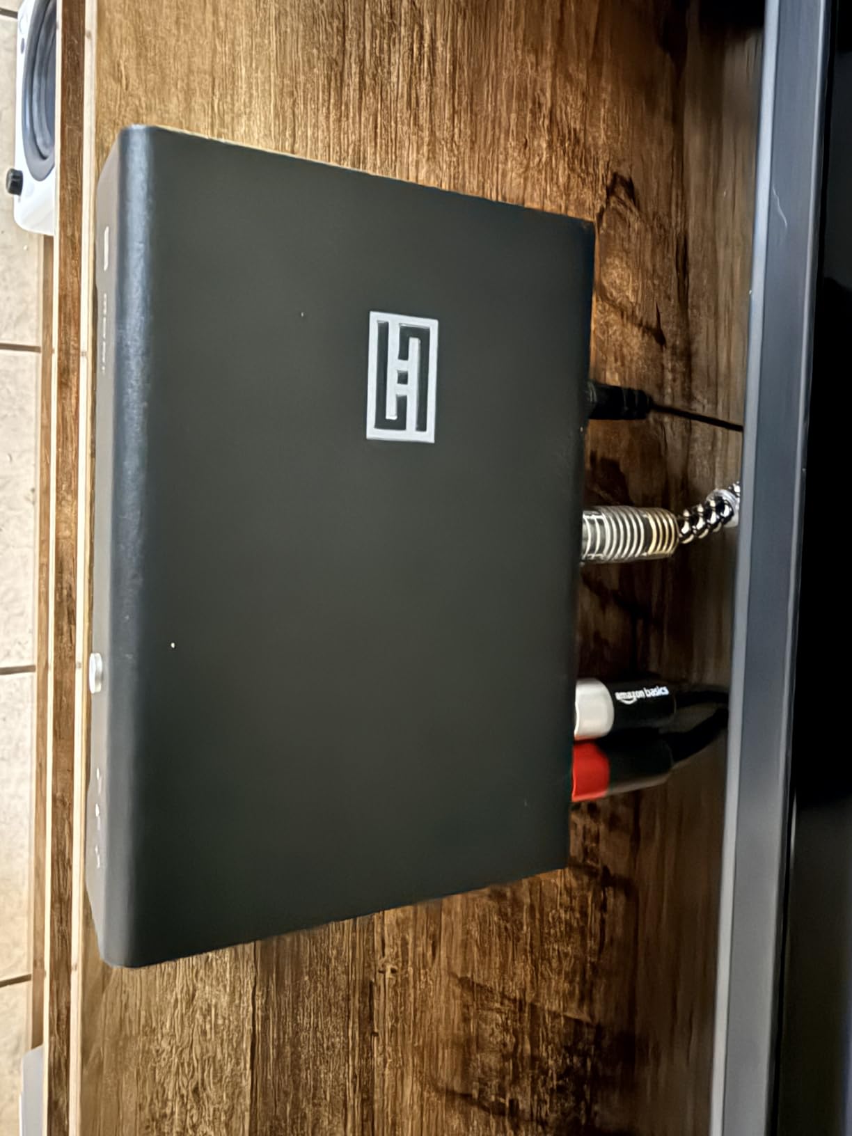Schiit Modi 5 High Performance Affordable Flexible Mesh DAC - Silver | Unison 384 USB, Mesh digital-to-analog conversion, Linear Override power, Optical & coax inputs, Made in USA customer photo 2