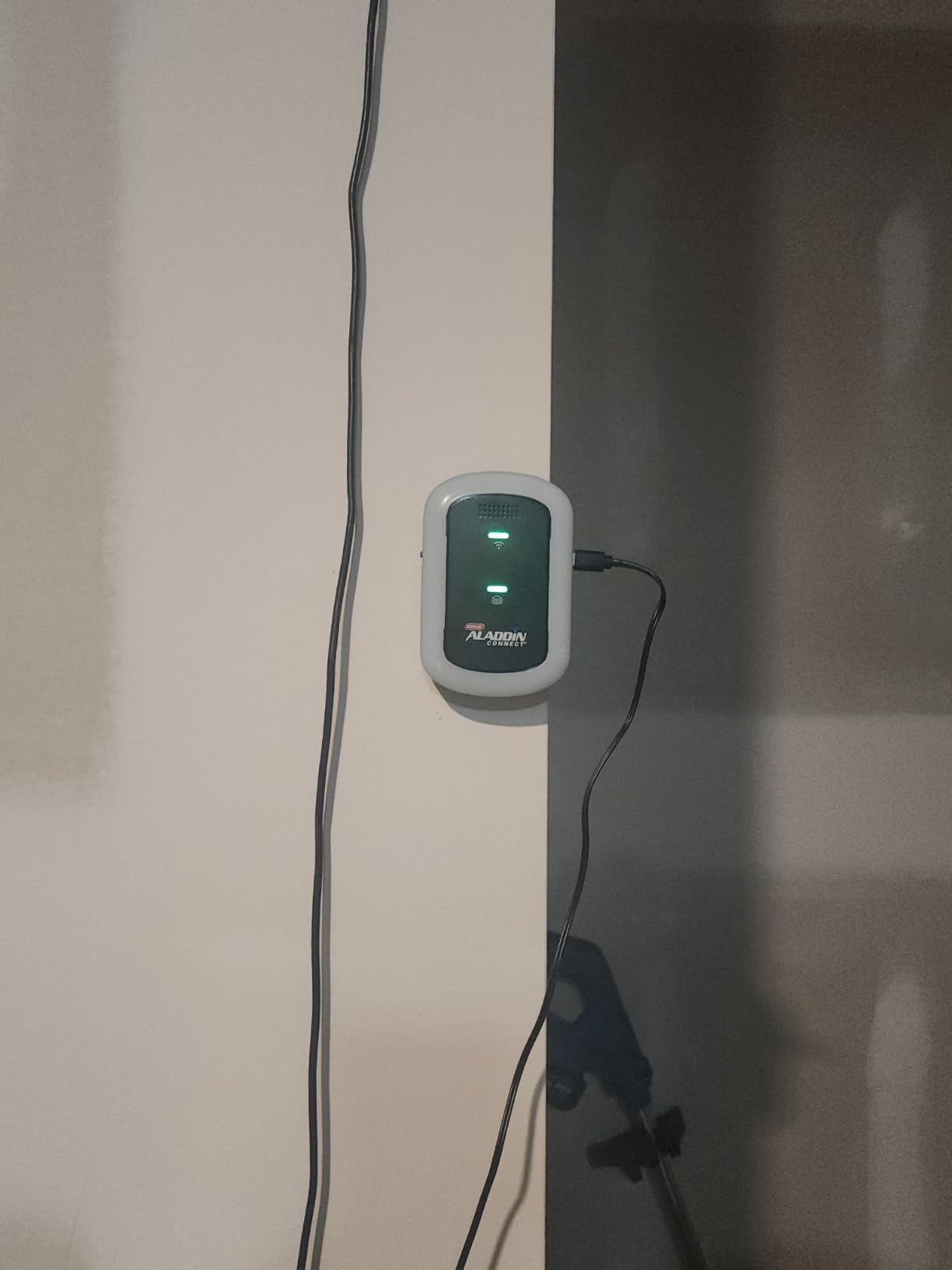 Genie Aladdin Connect Smart Garage Door Controller, Single Door Kit ALKT2-R, Wi-Fi Enabled, App Control, Works with Most Major Brands, Monitor & Control Garage from Anywhere with iOS & Android Devices customer photo 2