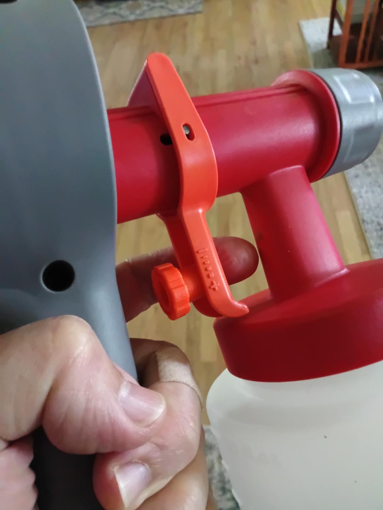 Tilswall Paint Sprayer, Shark 600 Ultra-Light HVLP Electric Spray Paint Gun | 3 Nozzles & 3 Patterns, 1200ML/Min, Easy to Clean, Variable Flow Control, Ideal for Furniture, Cabinets, Fence, Walls, Deck customer photo 2